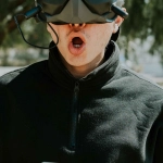 Отдых с развлечениями на природе среди рыбаков